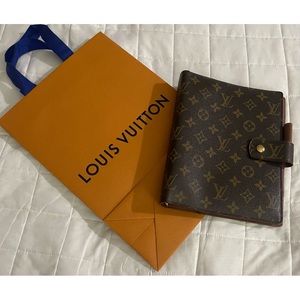 Louis Vuitton LARGE RING AGENDA COVER (GM) + Hard To Find LV Inserts/Refills!!!
